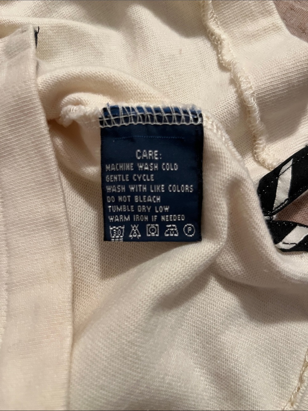 Ralph Lauren Cream Long Sleeve Rugby Polo with Embroidered Crest - Picture 4 of 10